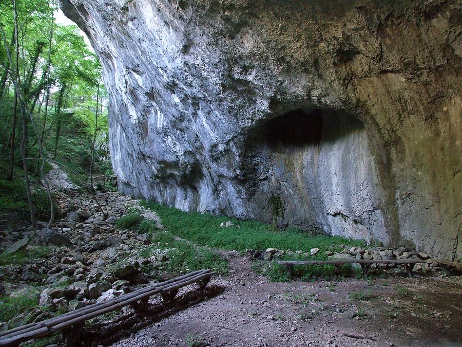Madonna del Grottone - foto del sito I Luoghi del Silenzio
